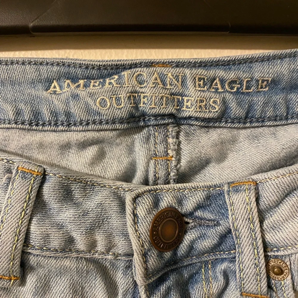 Womens American Eagle Light Wash Skinny Stretch Jeans‎ Distressed Size 0